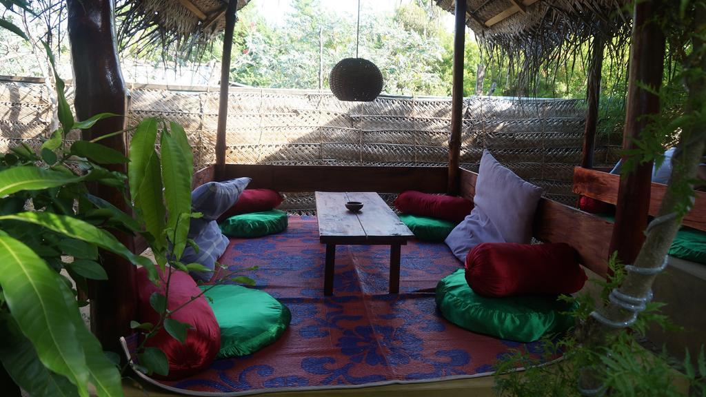 ZIMBAY Guest House Baie d'Arugam Extérieur photo