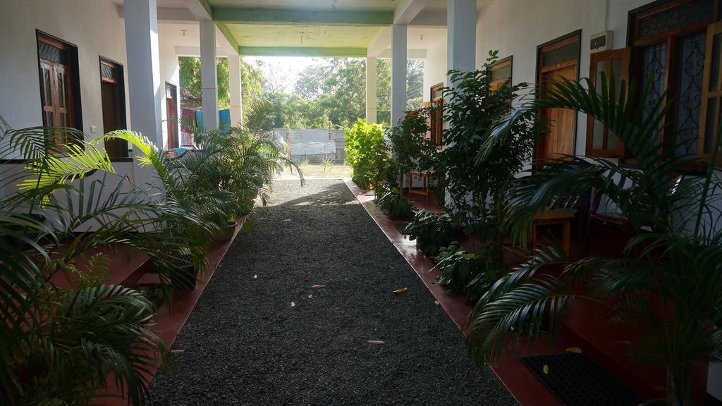 ZIMBAY Guest House Baie d'Arugam Extérieur photo