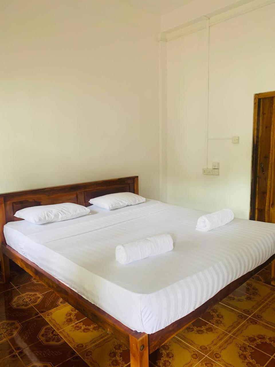 ZIMBAY Guest House Baie d'Arugam Extérieur photo