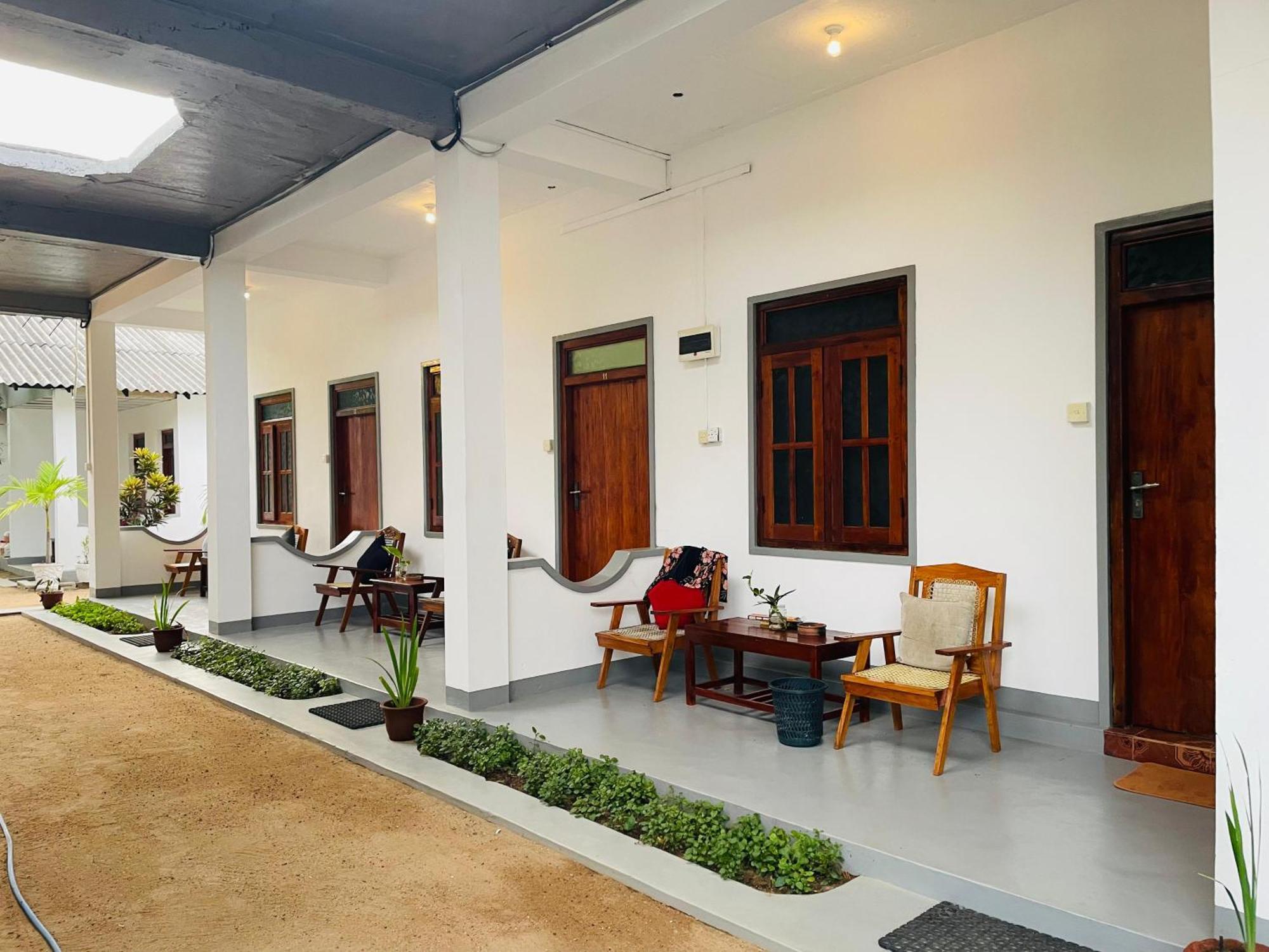 ZIMBAY Guest House Baie d'Arugam Extérieur photo